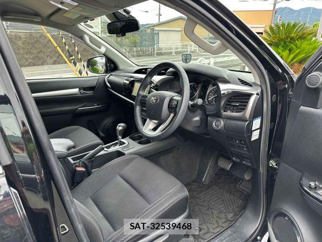 Toyota HILUX 2022-01 7508829-8