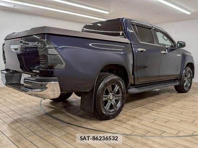 Toyota HILUX 2023-05 7500885-15