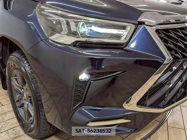 Toyota HILUX 2023-05 7500885-17