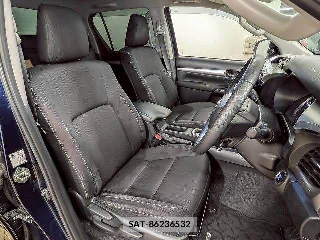 Toyota HILUX 2023-05 7500885-4
