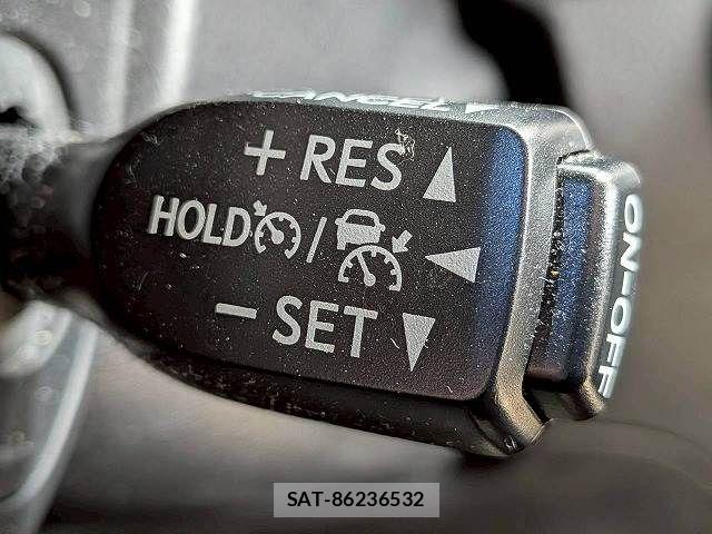 Toyota HILUX 2023-05 7500885-6
