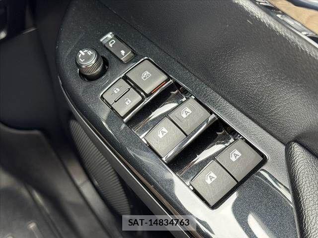 Toyota HILUX 2022-01 7500884-20