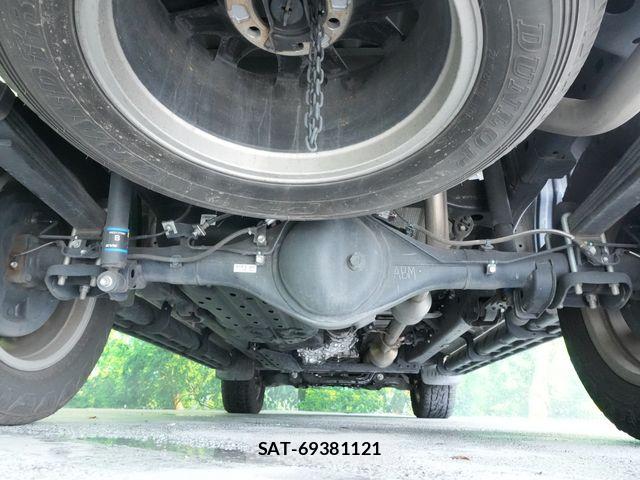 Toyota HILUX 2023-05 7500886-22