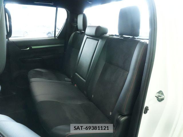 Toyota HILUX 2023-05 7500886-26