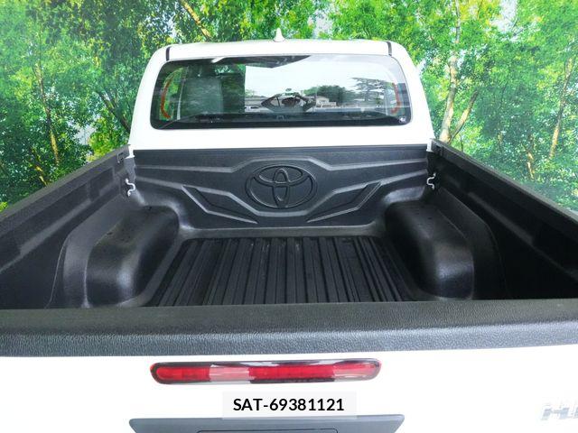 Toyota HILUX 2023-05 7500886-27