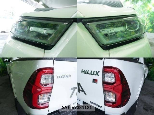 Toyota HILUX 2023-05 7500886-3