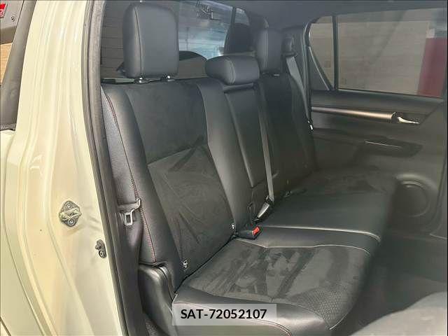 Toyota HILUX 2023-07 7500881-9