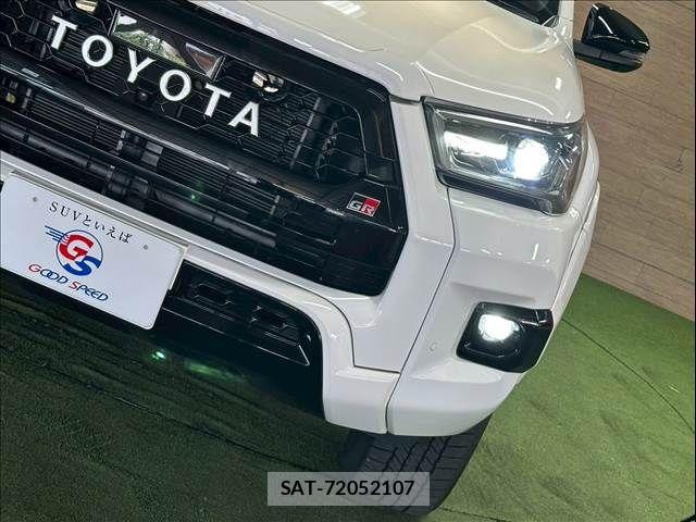 Toyota HILUX 2023-07 7500881-10
