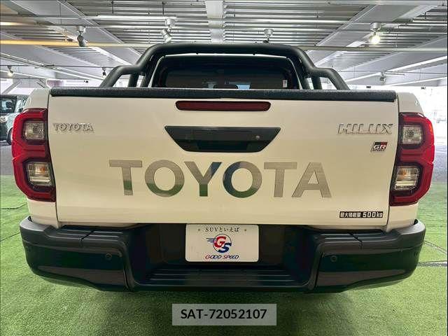 Toyota HILUX 2023-07 7500881-18