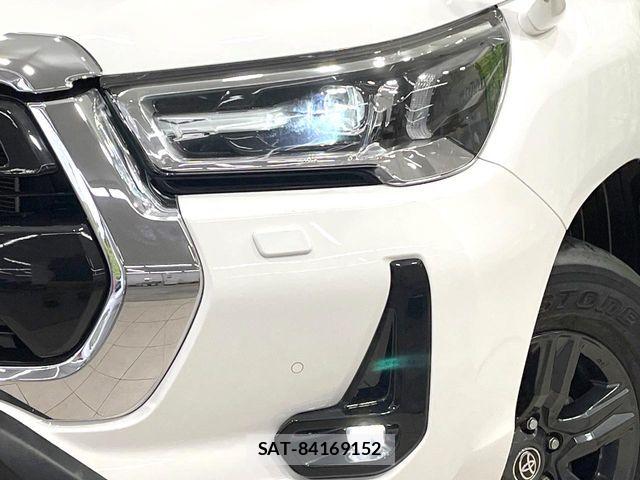 Toyota HILUX 2022-03 7562226-11