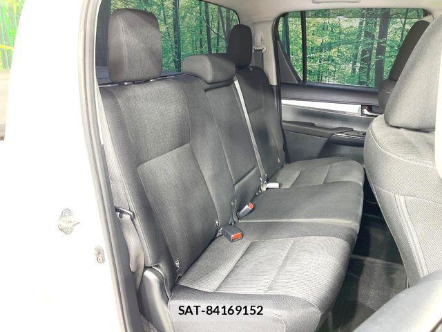 Toyota HILUX 2022-03 7562226-8