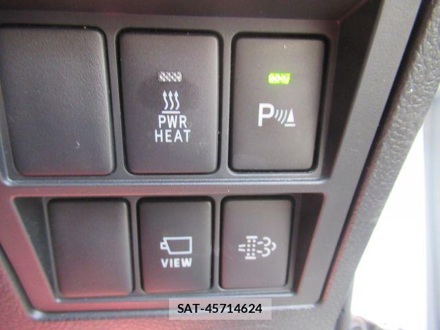 Toyota HILUX 2024-09 7616998-17