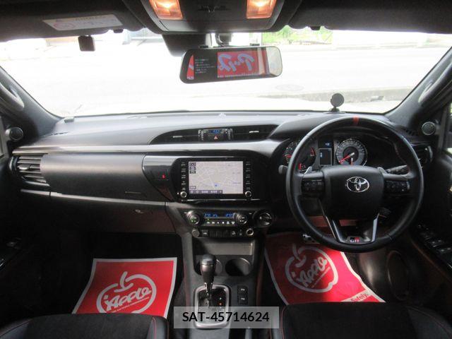 Toyota HILUX 2024-09 7616998-22