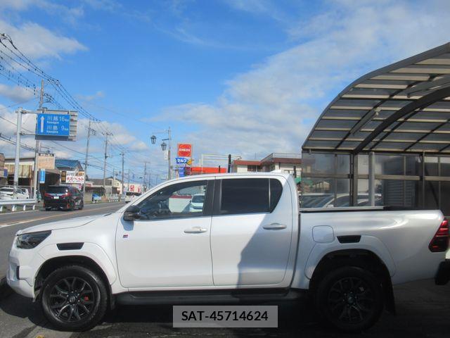 Toyota HILUX 2024-09 7616998-6