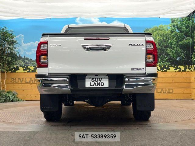 Toyota HILUX 2021-05 7616999-14