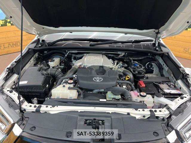 Toyota HILUX 2021-05 7616999-17