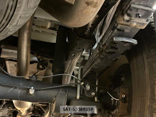 Toyota HILUX 2021-05 7616999-19