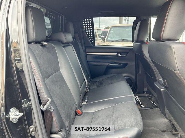 Toyota HILUX 2022-10 7616996-7