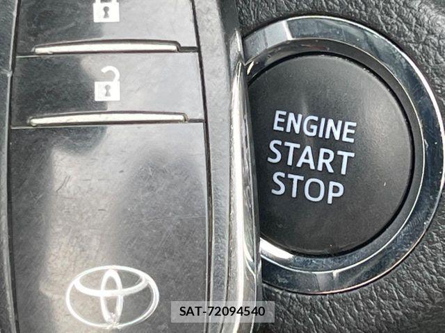 Toyota HILUX 2021-06 7617002-9