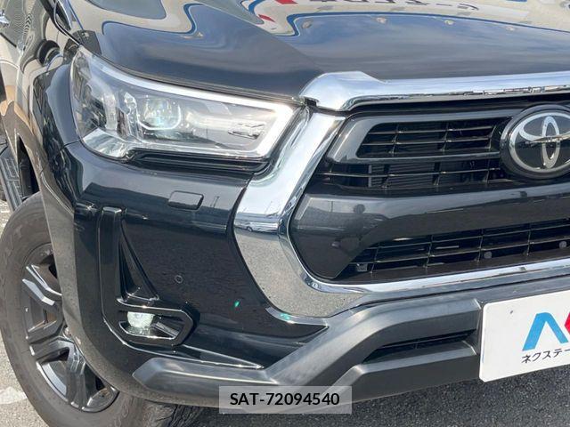 Toyota HILUX 2021-06 7617002-13