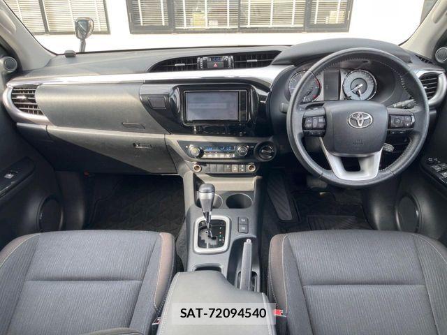Toyota HILUX 2021-06 7617002-1
