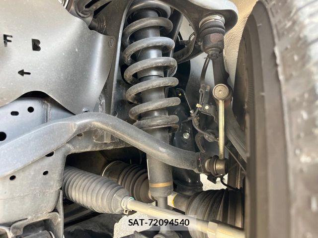 Toyota HILUX 2021-06 7617002-19