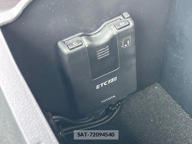 Toyota HILUX 2021-06 7617002-8