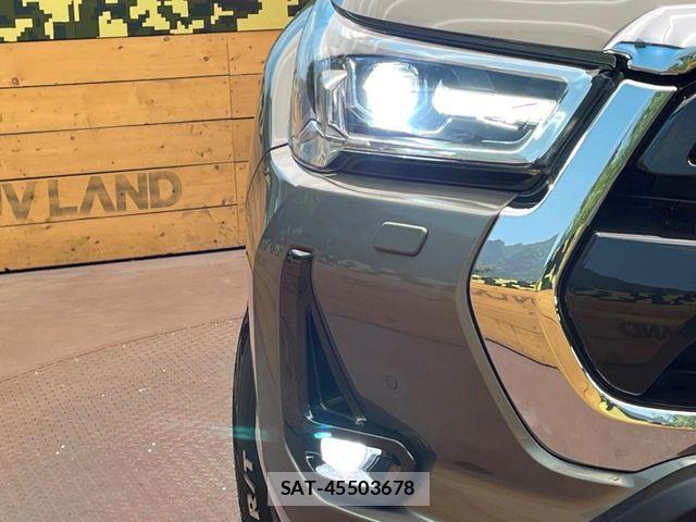 Toyota HILUX 2021-02 7616997-11