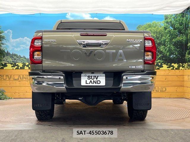 Toyota HILUX 2021-02 7616997-14