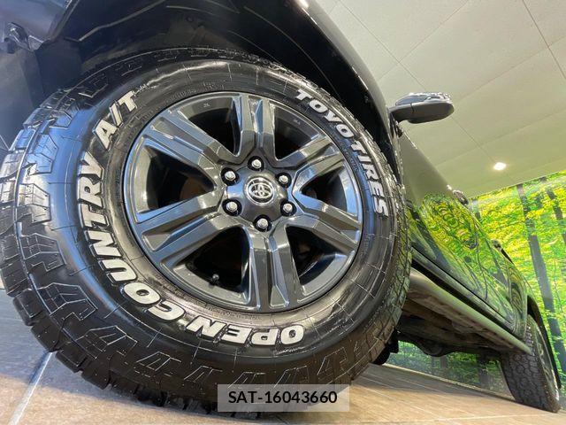 Toyota HILUX 2023-03 7617001-12