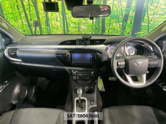 Toyota HILUX 2023-03 7617001-1