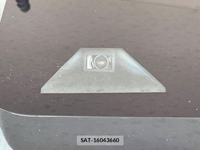 Toyota HILUX 2023-03 7617001-5