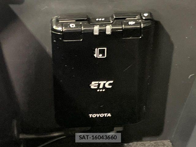 Toyota HILUX 2023-03 7617001-7