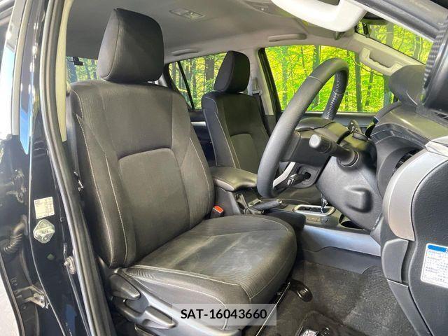 Toyota HILUX 2023-03 7617001-8