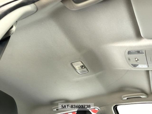 Toyota HILUX 2021-05 7617005-11