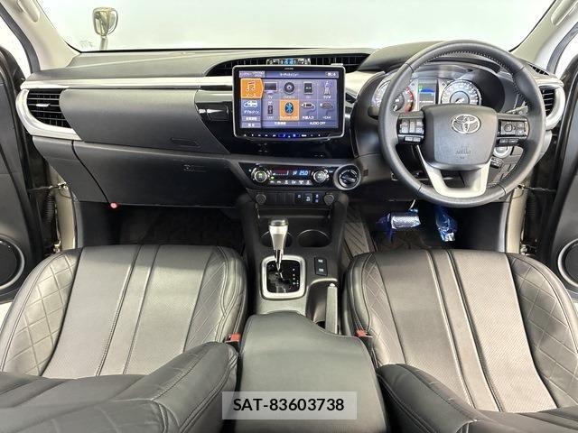 Toyota HILUX 2021-05 7617005-1