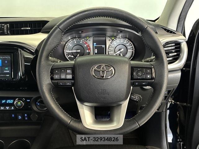 Toyota HILUX 2021-01 7617003-21