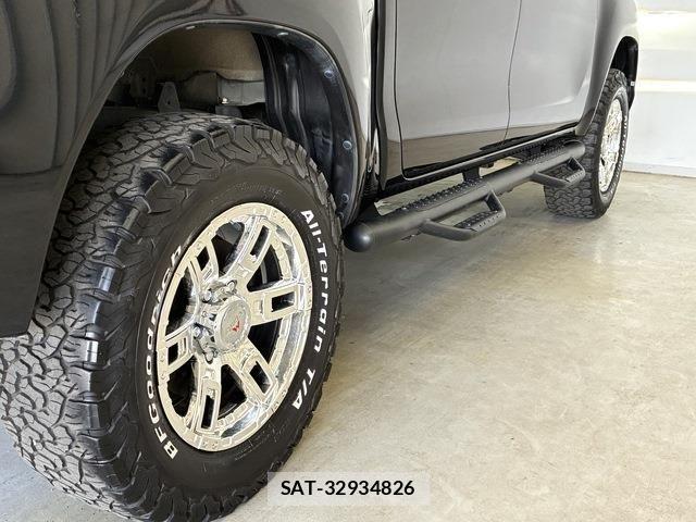 Toyota HILUX 2021-01 7617003-25