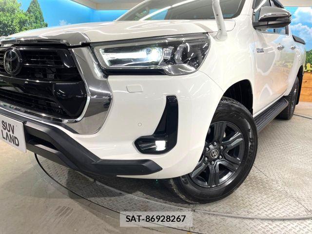 Toyota HILUX 2023-11 7617000-11