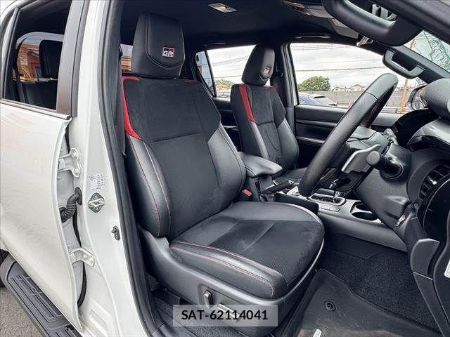 Toyota HILUX 2024-01 7724055-15