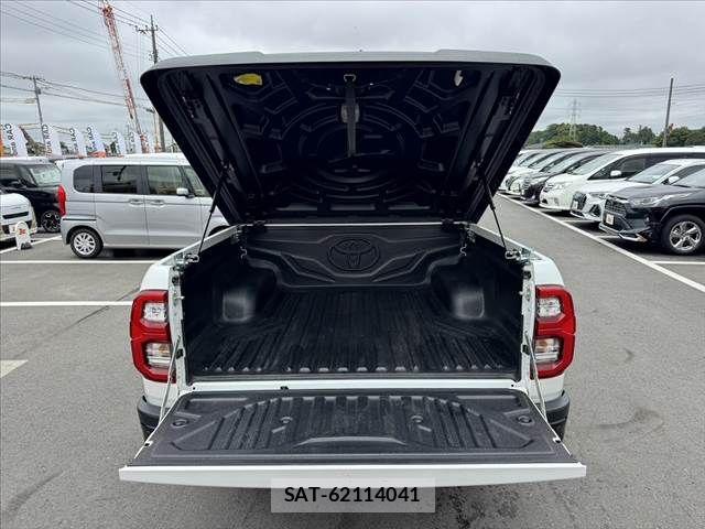 Toyota HILUX 2024-01 7724055-18