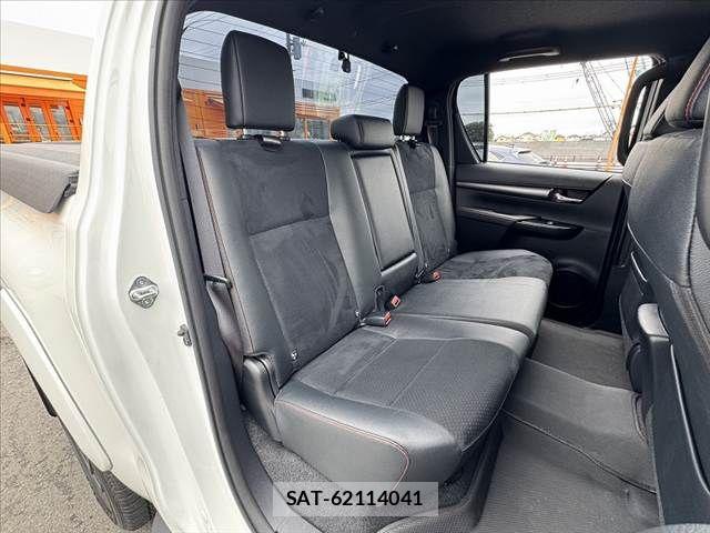 Toyota HILUX 2024-01 7724055-19