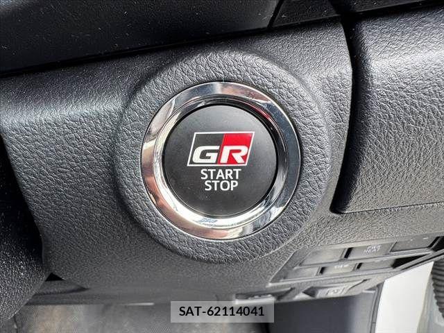 Toyota HILUX 2024-01 7724055-5