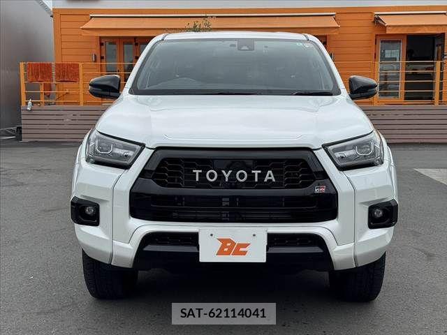 Toyota HILUX 2024-01 7724055-8