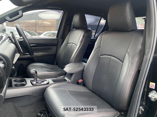 Toyota HILUX 2019-08 7724065-11