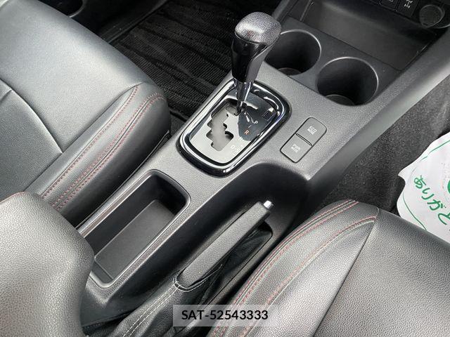 Toyota HILUX 2019-08 7724065-18