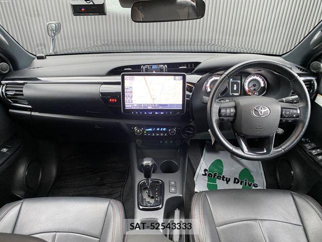 Toyota HILUX 2019-08 7724065-1