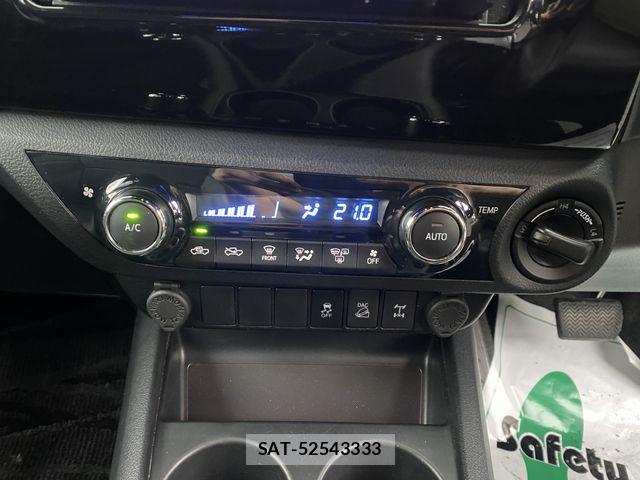 Toyota HILUX 2019-08 7724065-20