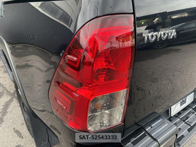 Toyota HILUX 2019-08 7724065-24