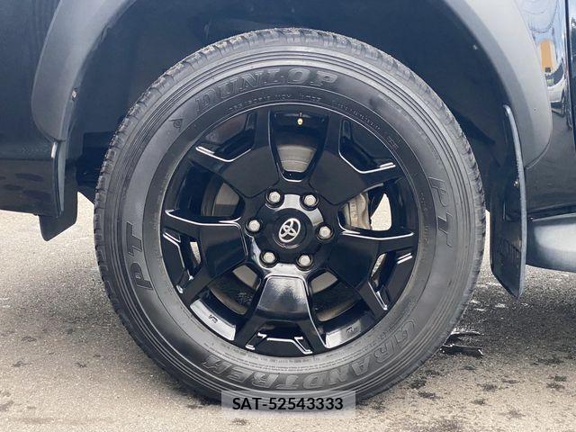 Toyota HILUX 2019-08 7724065-29